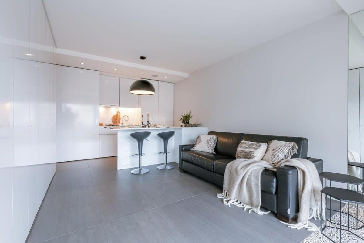 Modern Apartment In Centre Of Knokke Ngoại thất bức ảnh
