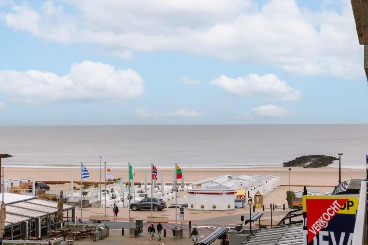 Modern Apartment In Centre Of Knokke Ngoại thất bức ảnh